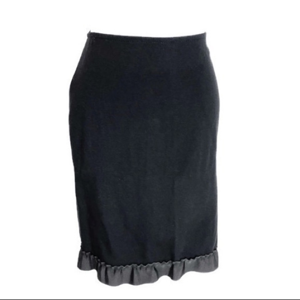 Ann Taylor black ruffle ribbon hem pencil skirt